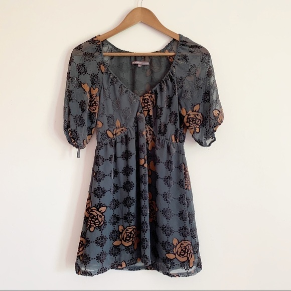 Hale Bob Gold & Craft Burnout Floral Tunic Blouse XS Grey - Picture 7 of 7